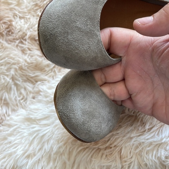 JEFFREY CAMPBELL Bitsie Grey Suede Retro Round Toe Wooden Block Heels | Size 6.5 - Picture 8 of 8